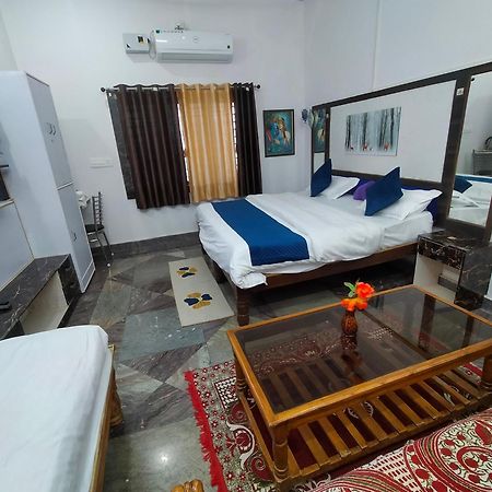 Eastern Gate Homestay Khajurāho Dış mekan fotoğraf