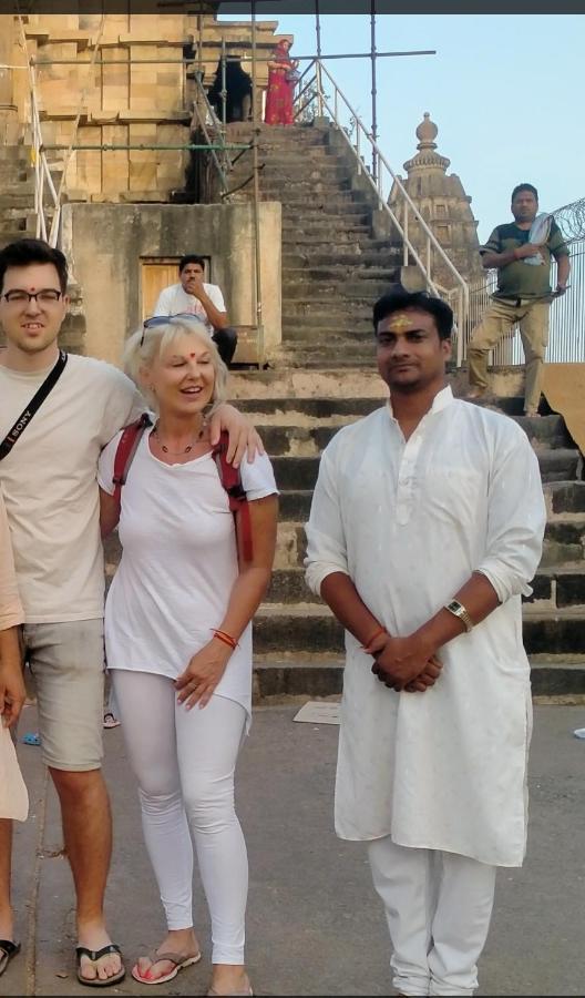 Eastern Gate Homestay Khajurāho Dış mekan fotoğraf