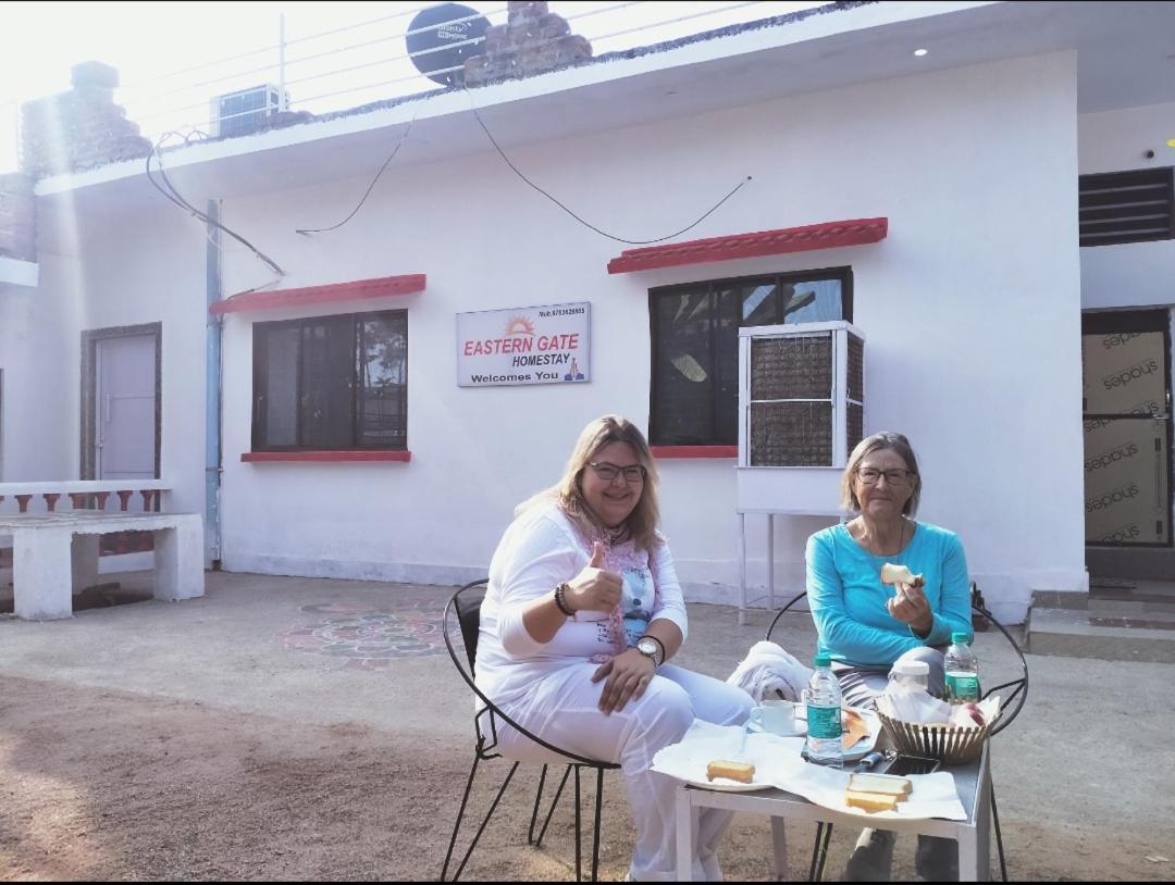 Eastern Gate Homestay Khajurāho Dış mekan fotoğraf
